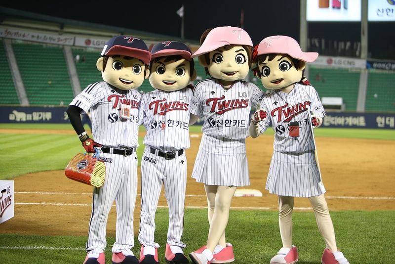 파일:네쌍둥이.jpeg
