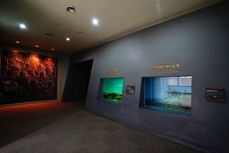 파일:5-2.백제역사문화관 Baekje Historical Museum.jpg